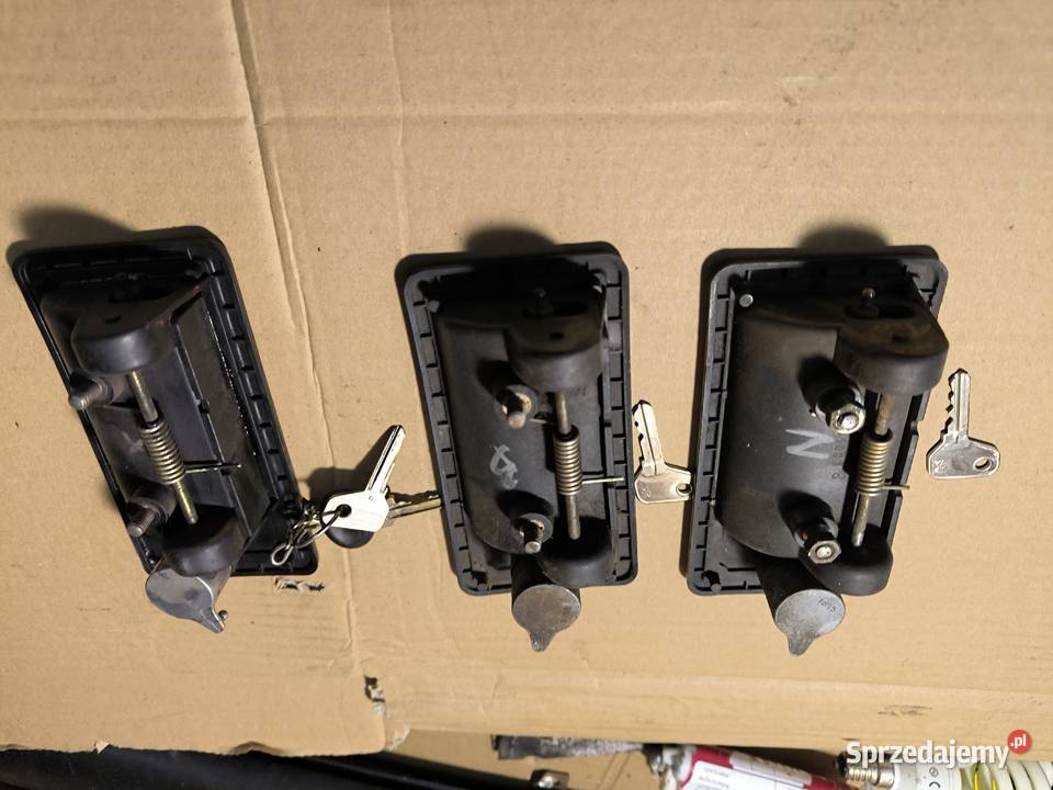 Polonez Caro minus plus klamkaTruk Atu Kombi