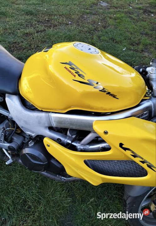 Honda vtr 1000 uszkodzony silnik Sochocin