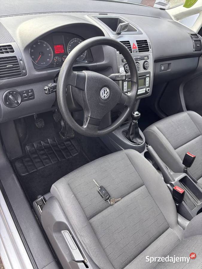VW TOURAN 16 Benzyna sprzedam