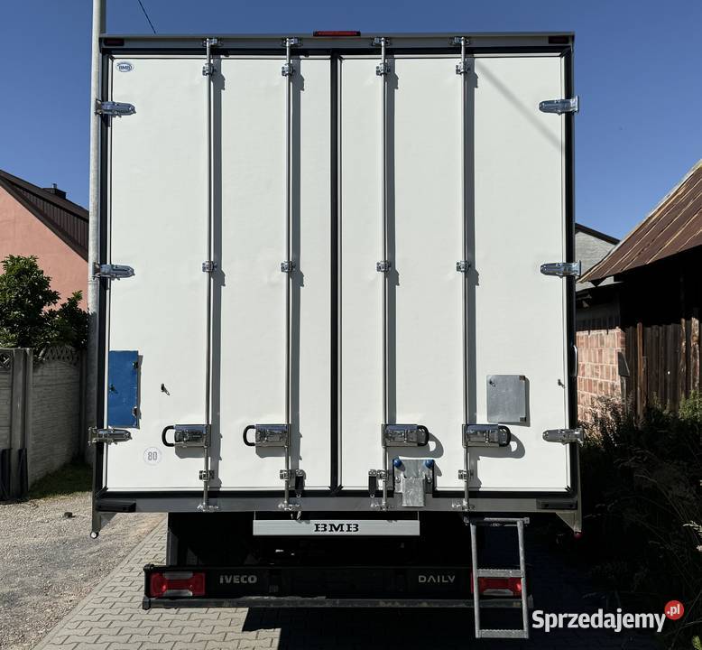 Kontenerizoterma Iveco Daily regulowany spód Pozostałe Daleszyce