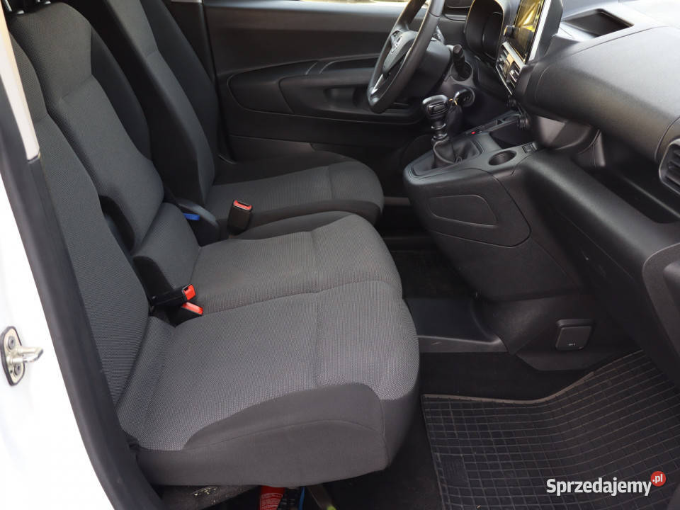 Opel Combo 12 Turbo nieuszkodzony Bielany Wrocławskie