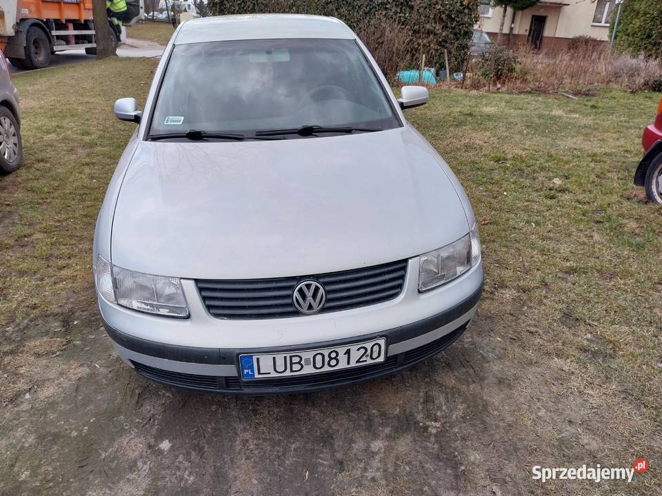 VW Passat B5 18 benzyna 1999r Passat Lubartów