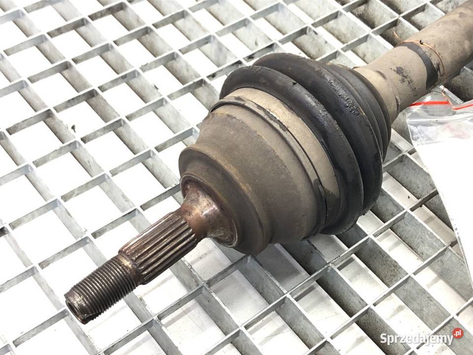 PÓŁOŚ PRAWY PRZÓD PEUGEOT 301 16 92 PRZEGUB