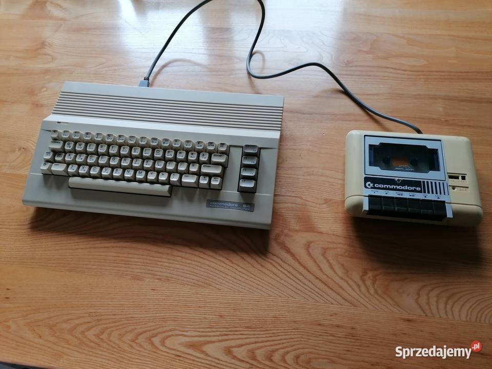 Sprzedam Commodore C64 magnetofon mazowieckie Baranów