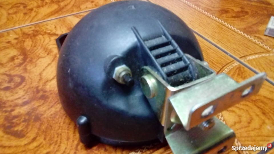 Lampa halogen roboczy z włącznikiem w lampie Miłków