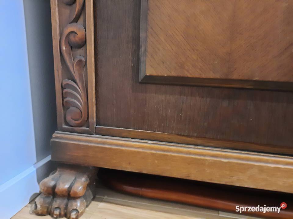 Komoda na lwich nodach wysoka 120 Morzyczyn