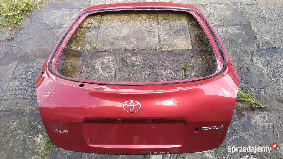 Toyota Corolla 5d E11 1998 1999 2001 klapa tył Byków