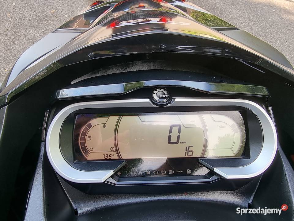 SLICZNY I WŁAŚCICIEL SKUTER WODNY SEA DOO GTX Rytwiany