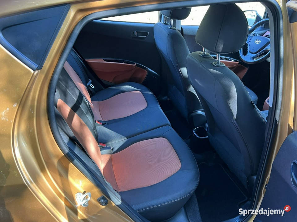 Hyundai i10 Hyundai i10 10 Benzyna 2015 II 2013 Gostyń sprzedam