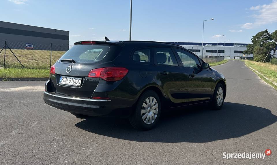 Opel Astra J Sports Tourer Łubowo
