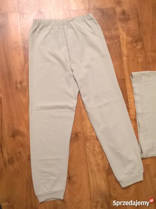 Sprzedam 2 piżamy z długim rekawem 12 chłopiec