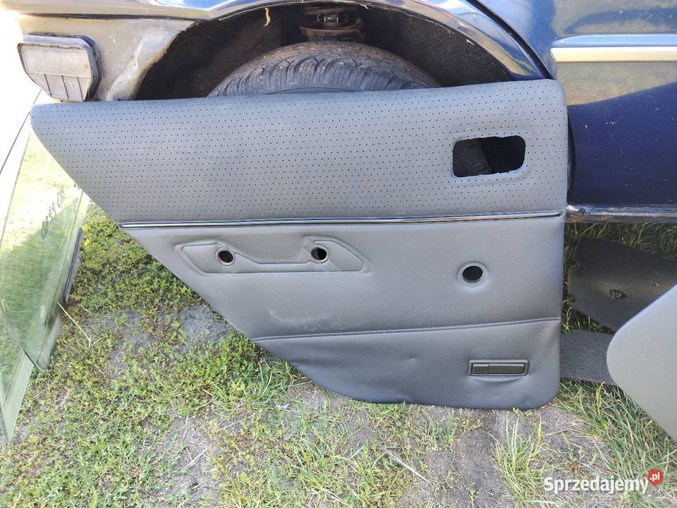 Boczki drzwi Ford Fiesta MK3 5d Wągrowiec