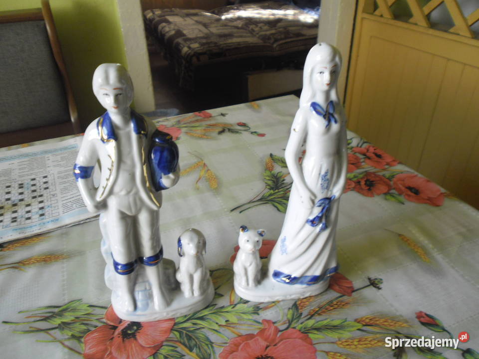 Figurki porcelanowe chłopiec i dziewczynka Zwoleń