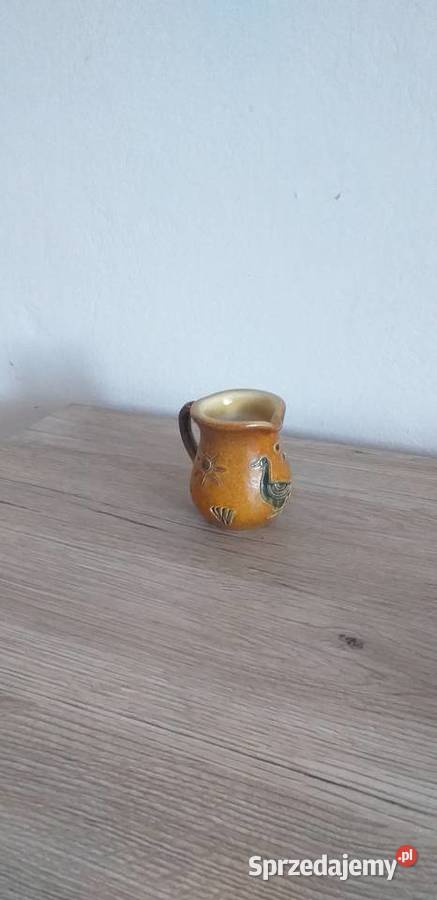 Dzbanuszek z czasów prl Porcelana i szkło Przedbórz