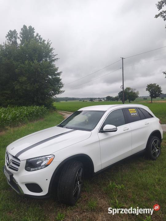 Mercedes GLC 300 radio mazowieckie