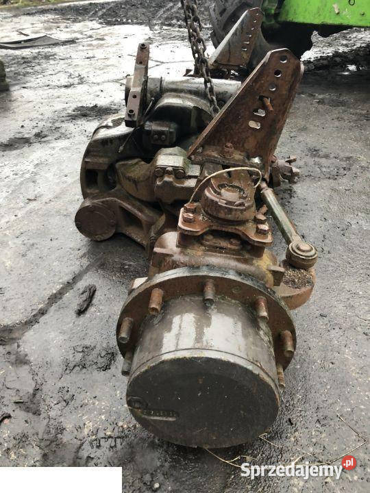 Claas Axion 840 Zwolnica Przednia Pozostałe Jastrzębniki