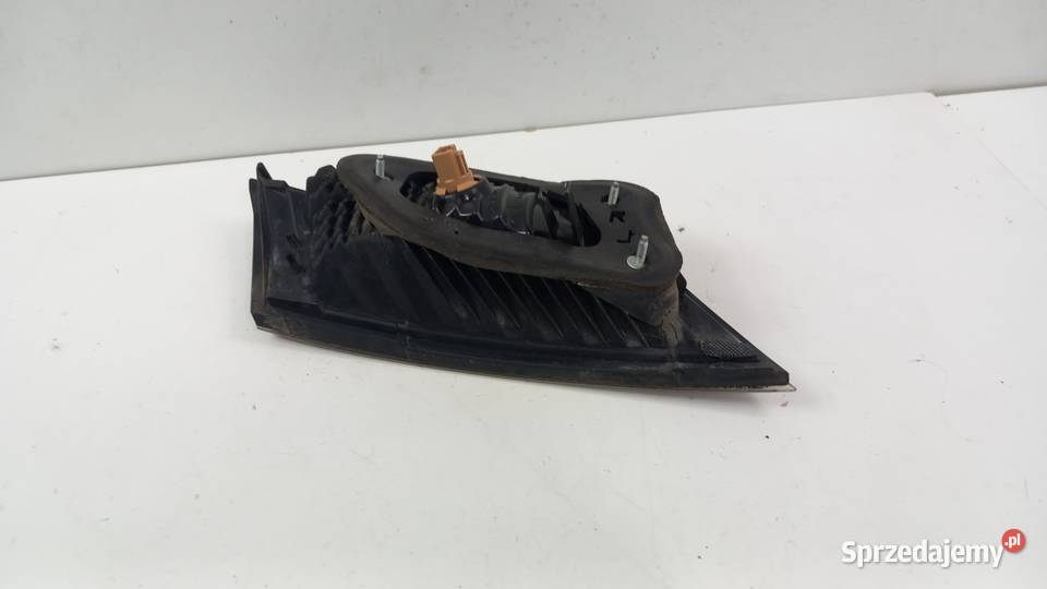 HONDA CIVIC VIII UFO LAMPA TYŁ PRAWA W KLAPĘ Zbierkowo