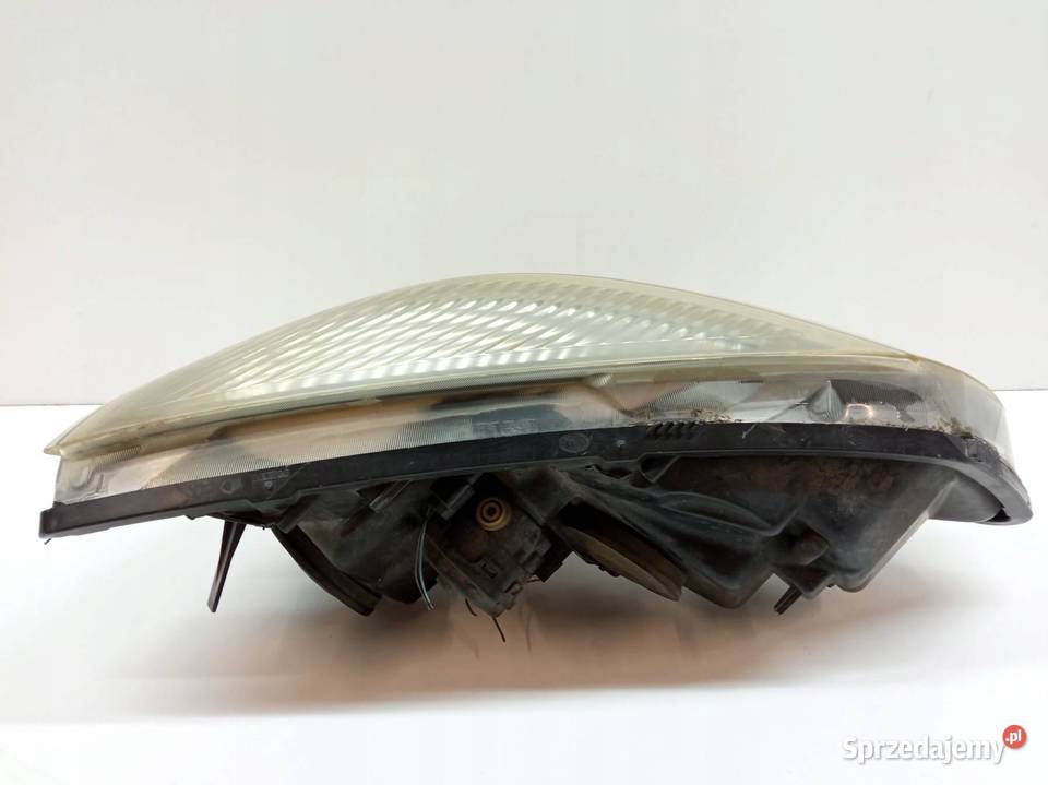 LAMPA PRZÓD LEWA XENON Renault Scenic II Rok produkcji 2004