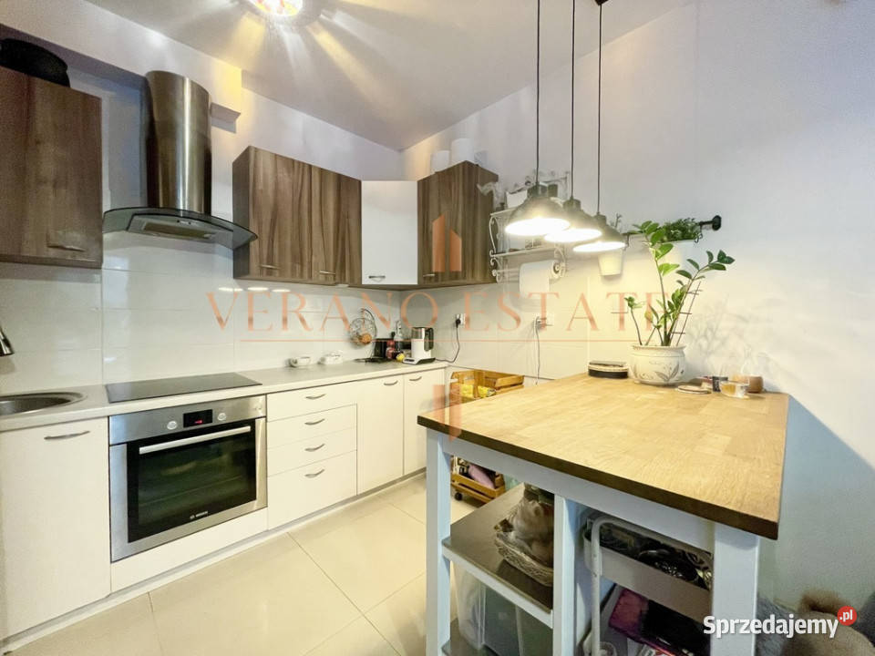 Ogród 200 m 3 Pok Piwnica Taras 2013 r 15607zł/m2