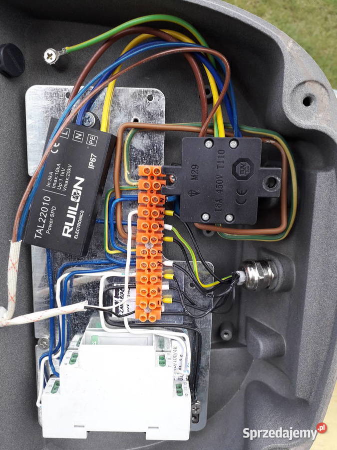 Oprawa lampa zewnętrzna narożna sterowanie Warszawa