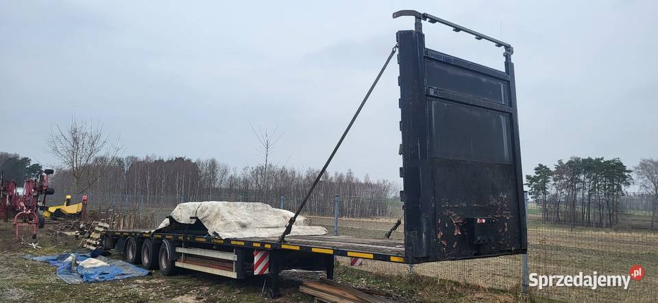 Naczepa Freuhauf z poszerzeniami 35 na stronę Lublin