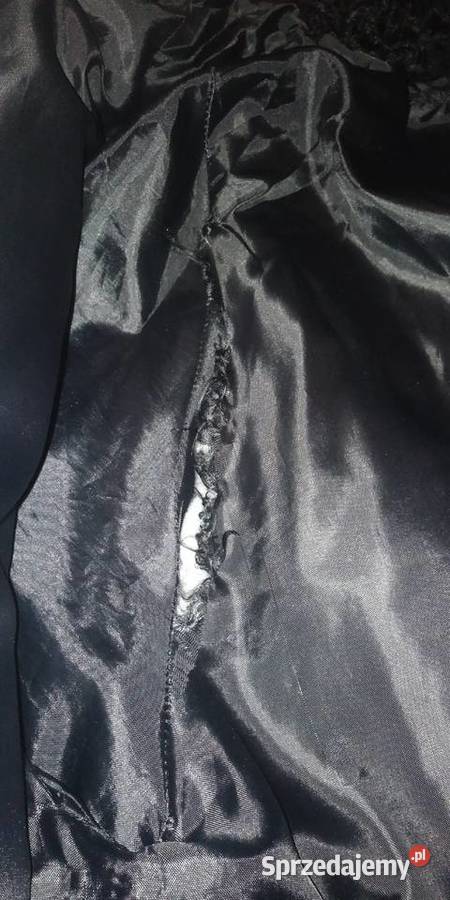 Futro płaszcz czarne czarny z karakułów karakuły mazowieckie Wilga