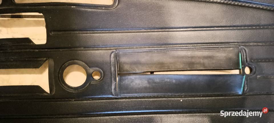 Fiat 126p St tapicerka deski rozdzielczej Tarnobrzeg