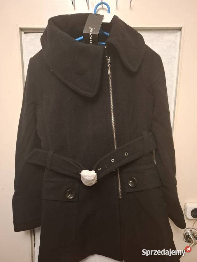 Czarny płaszcz damski marki Cocomore rozmiar Białystok