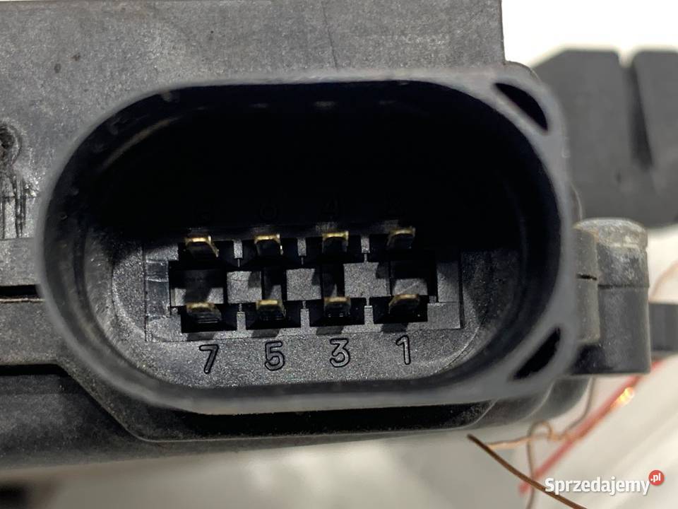 ZAMEK DRZWI LEWY PRZÓD VW GOLF IV Hatchback 9708 podkarpackie