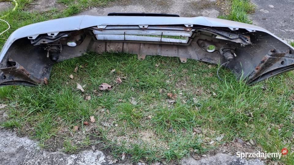 Zderzak mitsubishi l200