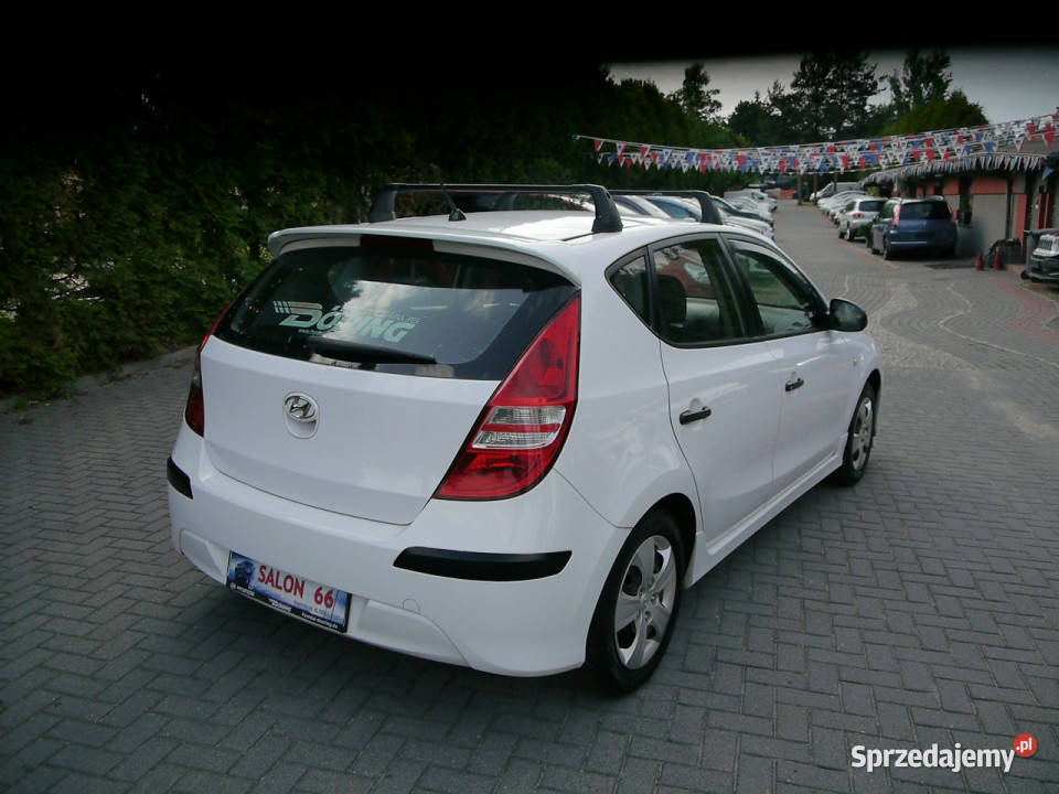 Hyundai i30 14i Stan b bez rdzy i korozji 1396cm3 Częstochowa