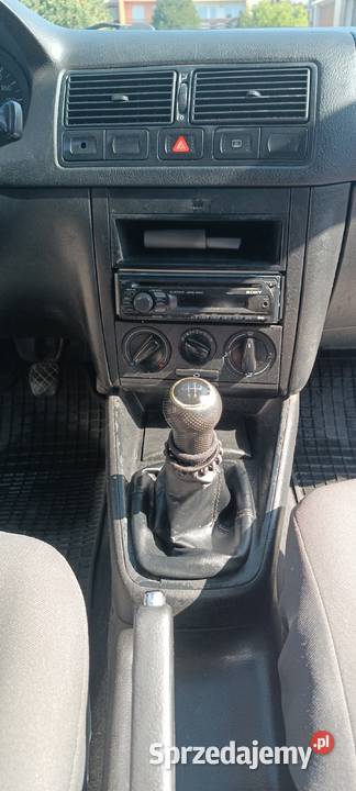 Volkswagen Golf 4 benzyn i gaz długie opłaty 338692km Golf Piotrków Trybunalski