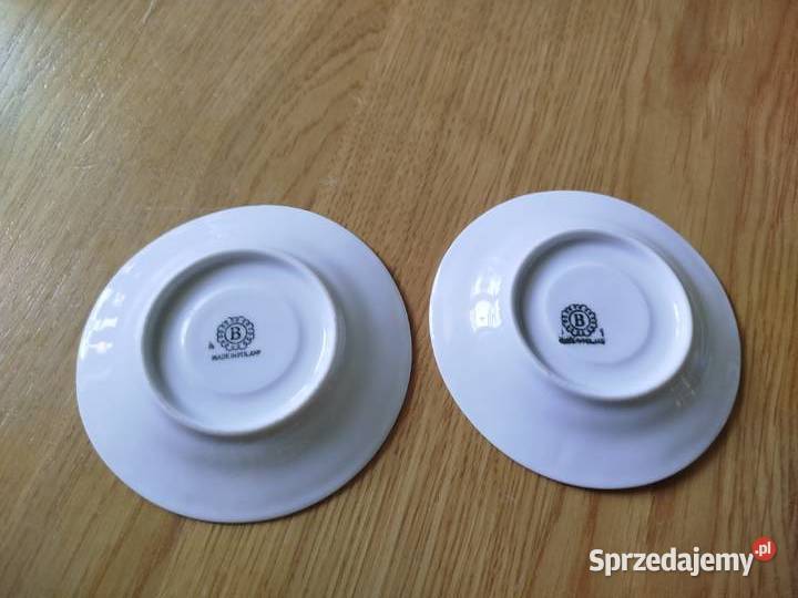 Białe spodki Porcelana Bogucice 2 sztuki STAN