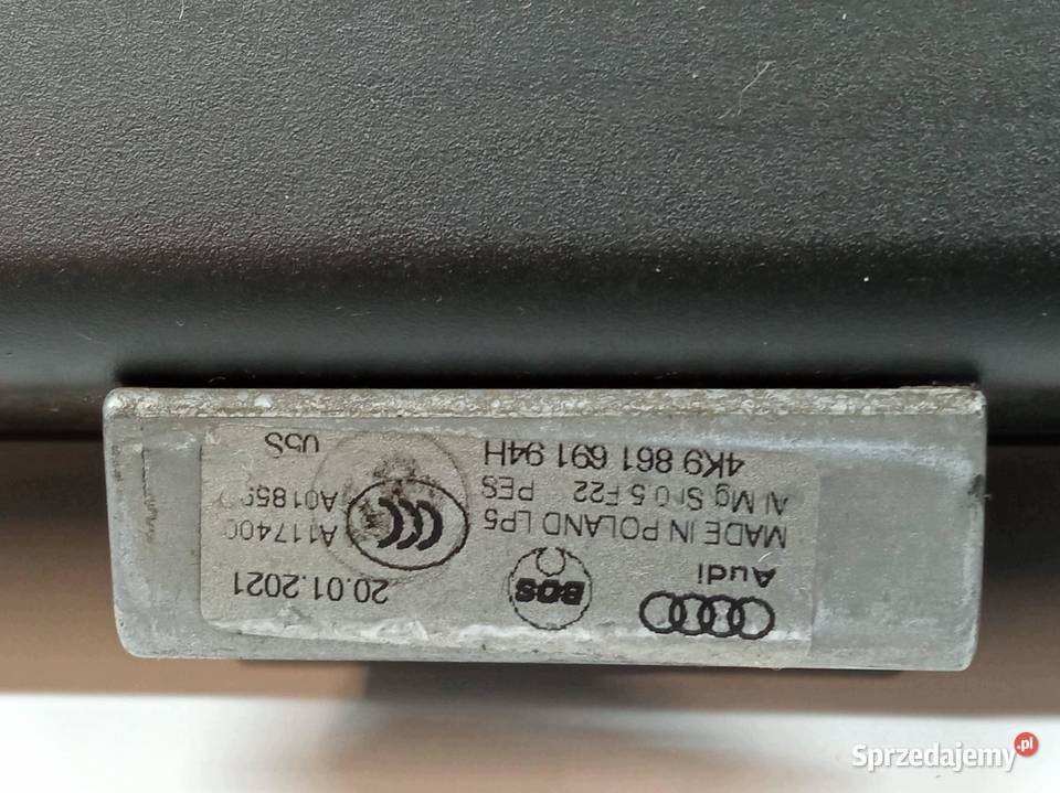 ROLETA BAGAŻNIKA SIATKA BAGAŻNIKA 4K9861691 Audi Rok produkcji 2021 Rolety bagażnika sprzedam