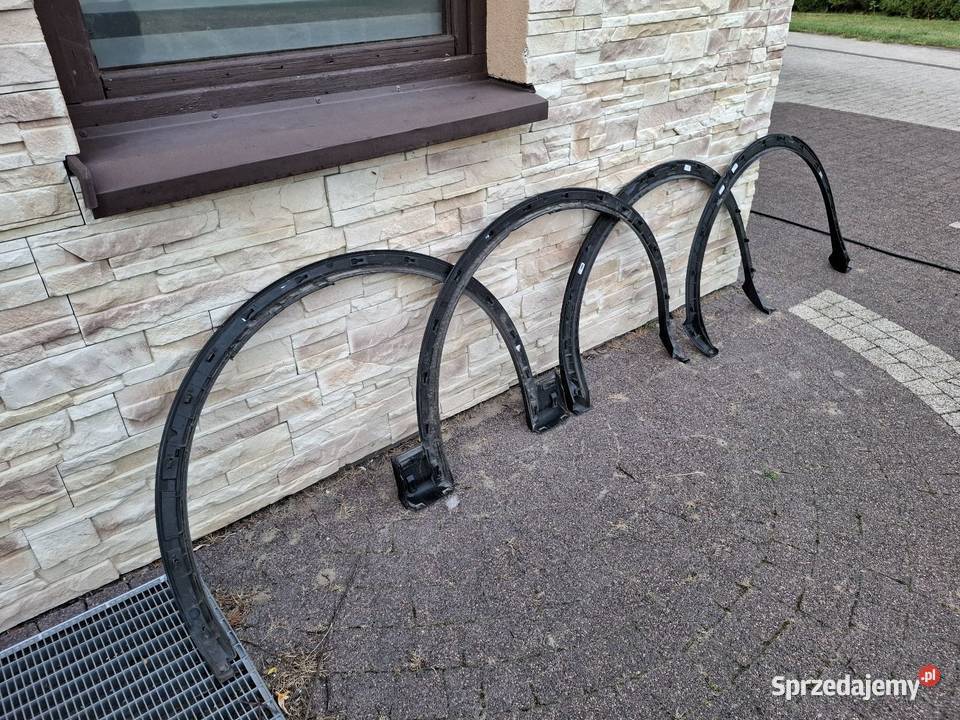 Sprzedam listwy błotnika audi 80 A Siedlce