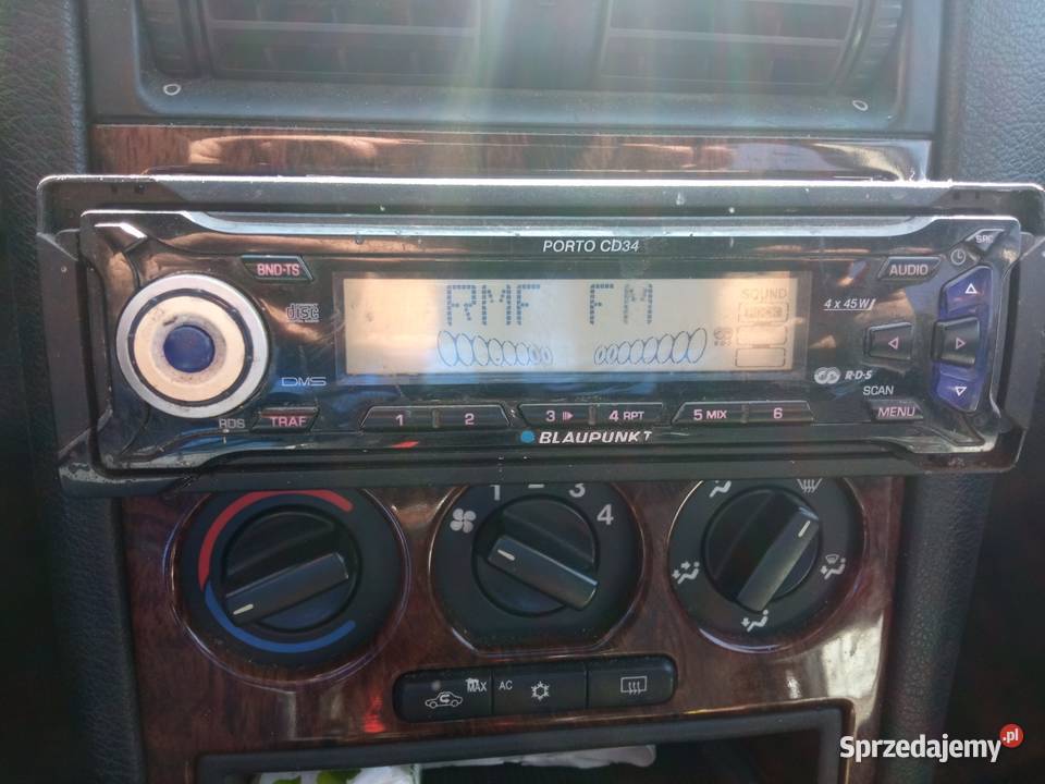 Radio samochodowe Blaupunkt CD34 4x45 Wat RDS CD kujawsko-pomorskie