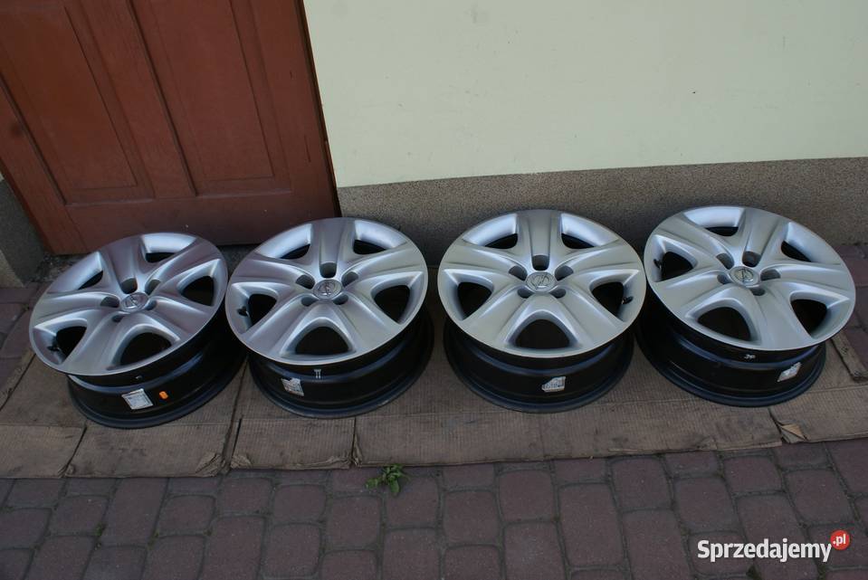 Felgi strukturalne kołpaki 7Jx17 Opel 5x105 ET42 Nozdrzec sprzedam