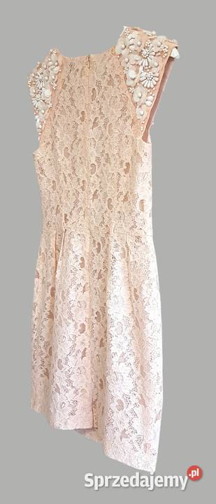 Damska sukienka koronkowa pudrowy róż na