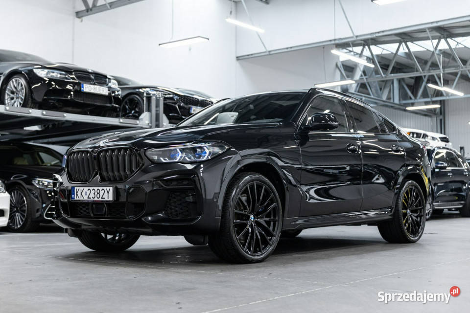 BMW X6 40d All Black Gwarancja 052027 Nowe opony wielofunkcyjna kierownica Węgrzce