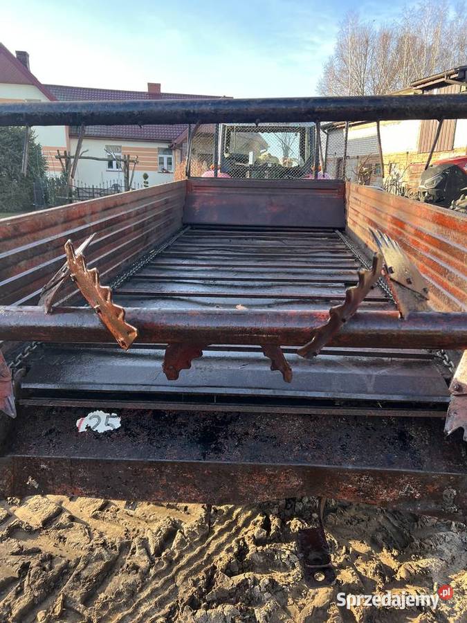 Rozrzutnik do obornika Połoń