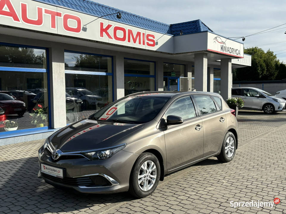 Toyota Auris Krajowy 13 99 Pełny serwis ASO II Tarnowskie Góry