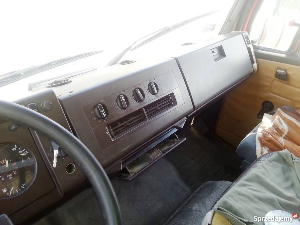 Mercedes Benz 709 ciężarowy duża ładowność Sampława sprzedam