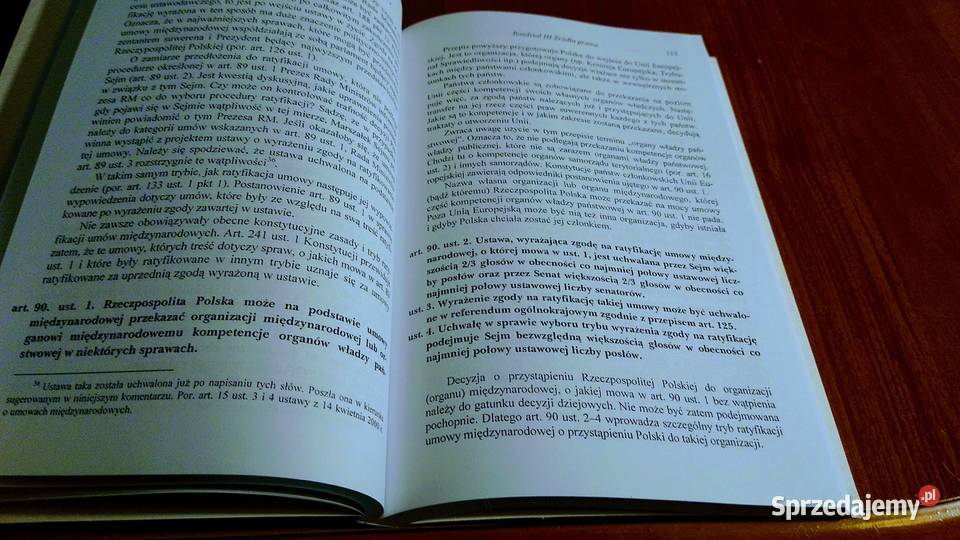 Komentarz do Konstytucji Rzeczypospolitej Książki naukowe i popularnonaukowe Gdańsk