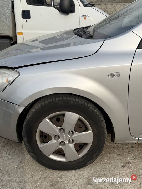 Błotnik lewy Kia Ceed l kolor 9S Ostrów Wielkopolski