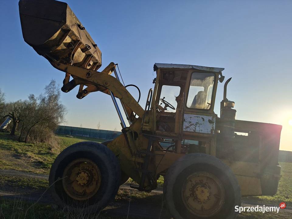 Ładowarka czołowa Ładowacze czołowe Lisewo sprzedam