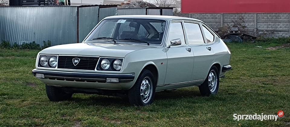 Lancia Beta z 1973 roku urok włoskiego designu z Zgierz