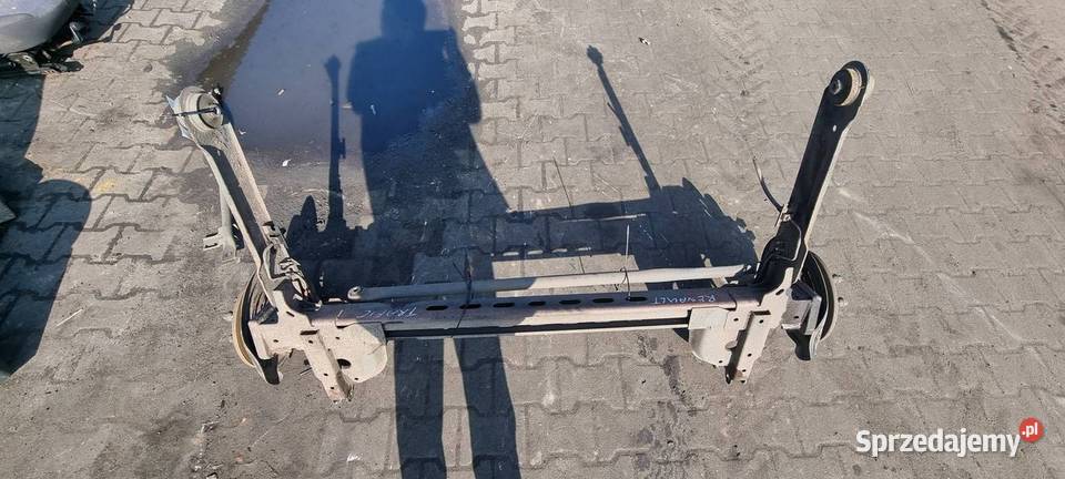 BELKA SANKI TYŁ RENAULT TRAFIC II Lipno