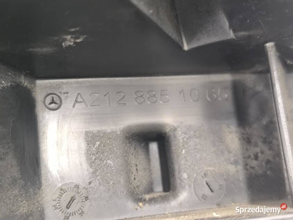 ŚLIZG ZDERZAKA PRAWY TYŁ MERCEDES ECLASA W212 wielkopolskie