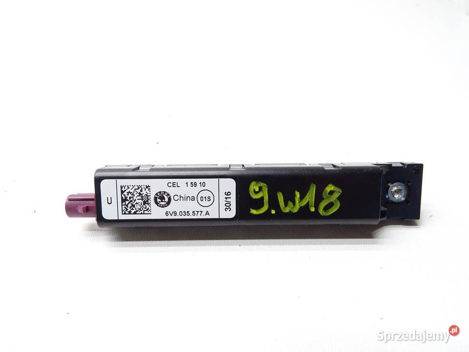 WZMACNIACZ ANTENY ANTENOWY 6V9035577A SKODA