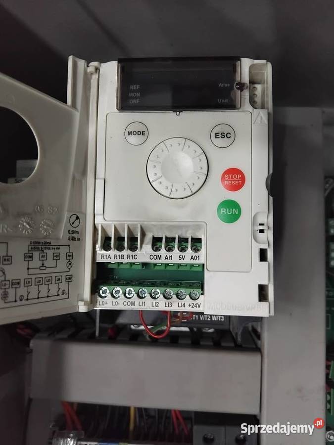 falownik SCHNEIDER ATV12H037M2 zaproponuj cenę wielkopolskie Adamin sprzedam